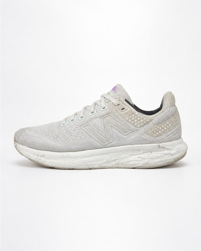 New Balance Fresh Foam X 880v14 pre-loved sneakers - outer side profile