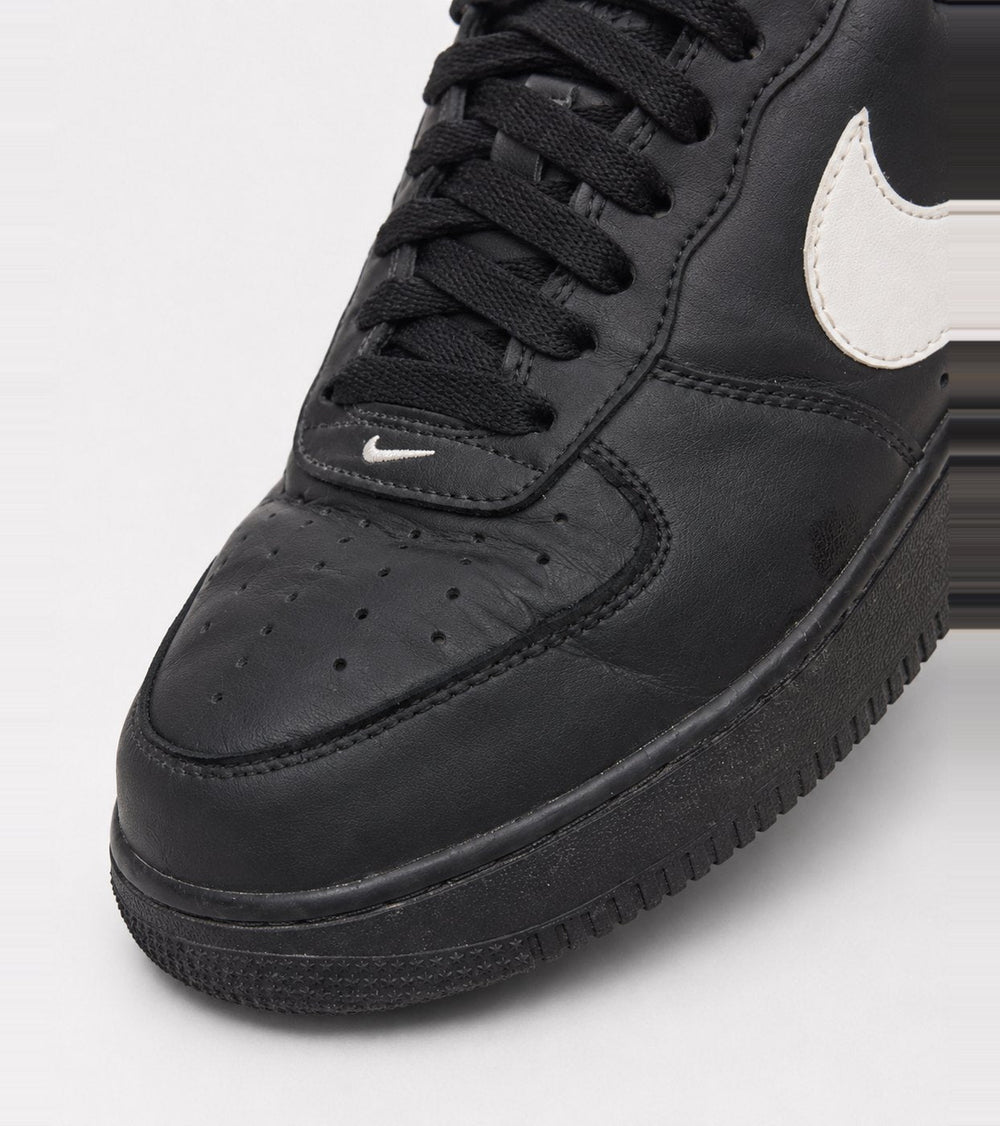 Nike Air Force 1 '07 Low - EU 43