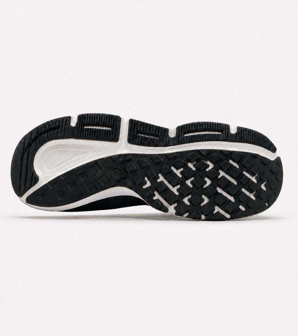 Nike Air Zoom Winflo 8 - EU 42.5