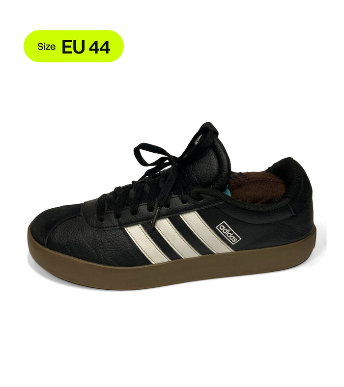 adidas VL Court 3.0, Core Black / Cloud White / Gum, Pristine condition