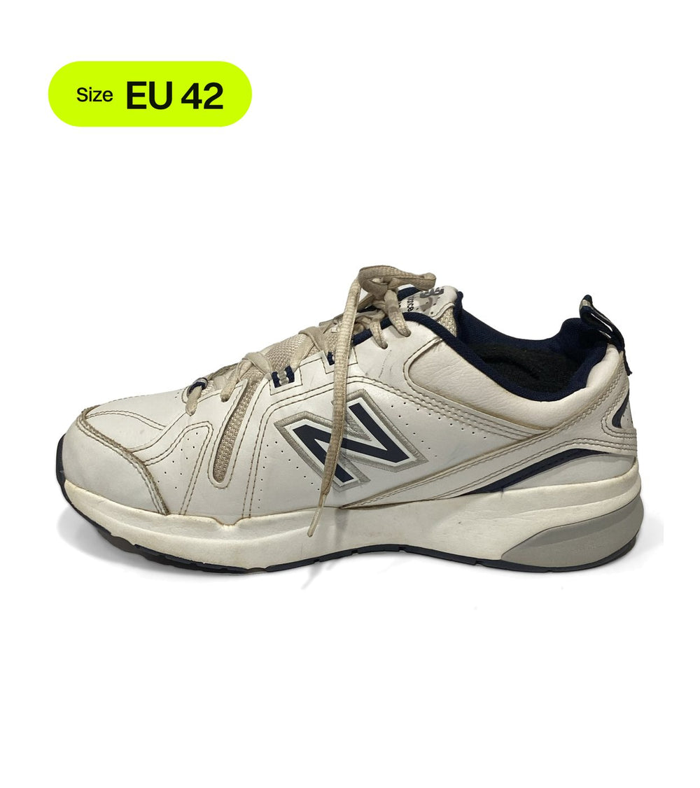 New Balance 608v5, White / Navy, Excellent condition