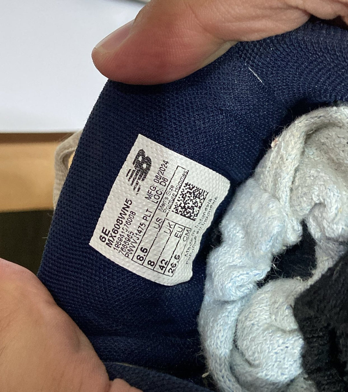 New Balance 608v5 - EU 42
