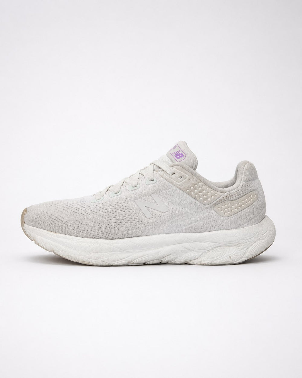 New Balance Fresh Foam X 880v14 pre-loved sneakers - inner side profile