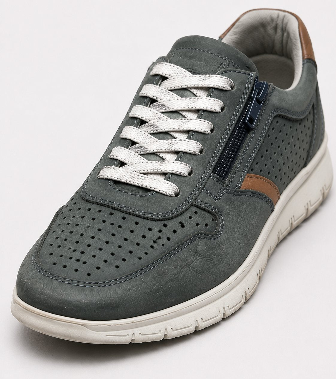 Men's Nubuck Casual Sneaker - EU 42