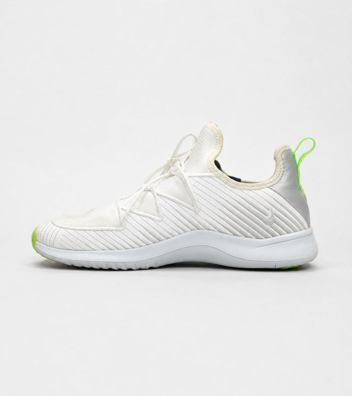 Nike Free TR Ultra, Summit White / Volt, Premium condition