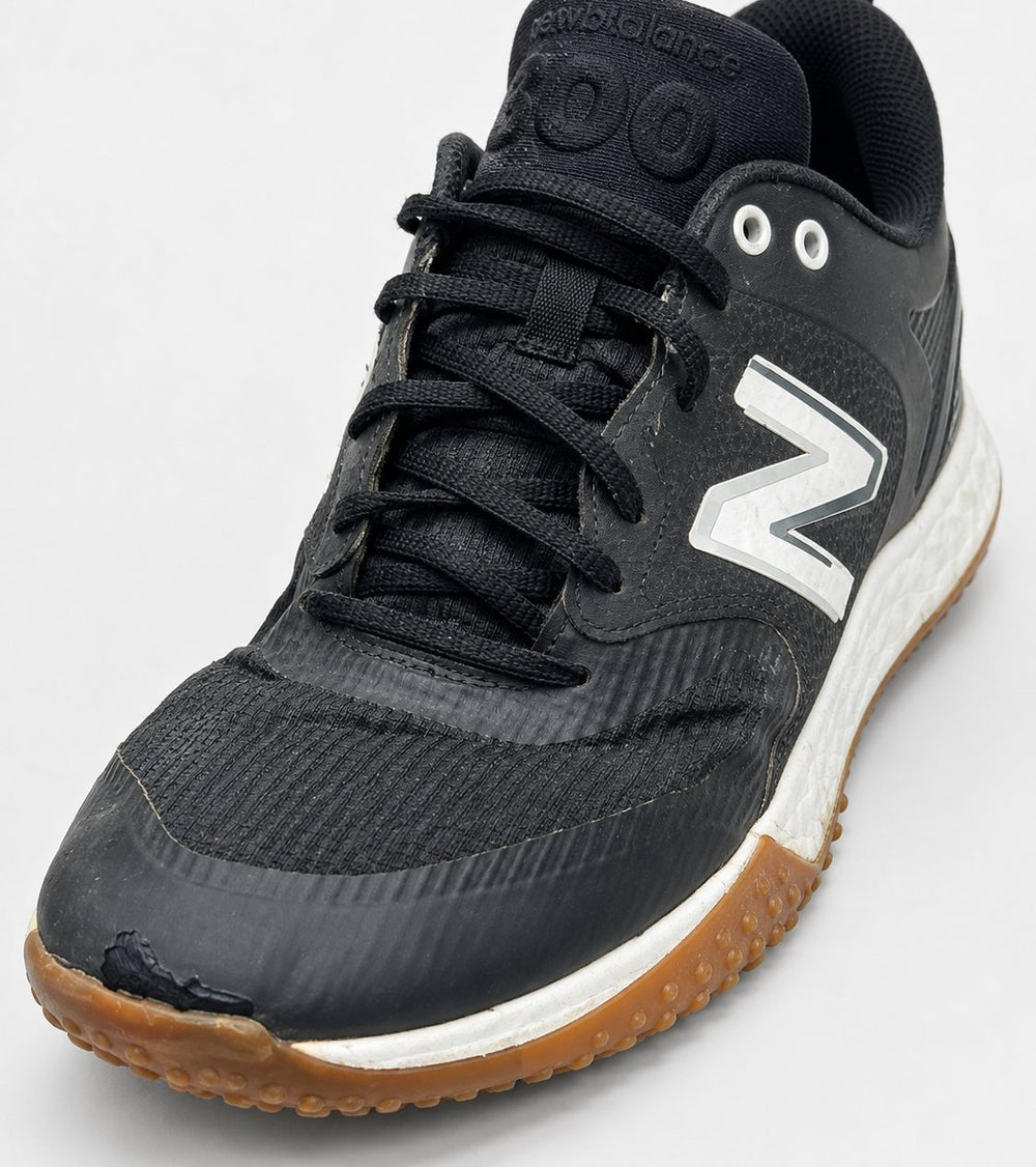 New Balance Fresh Foam 3000v4 Turf - EU 43