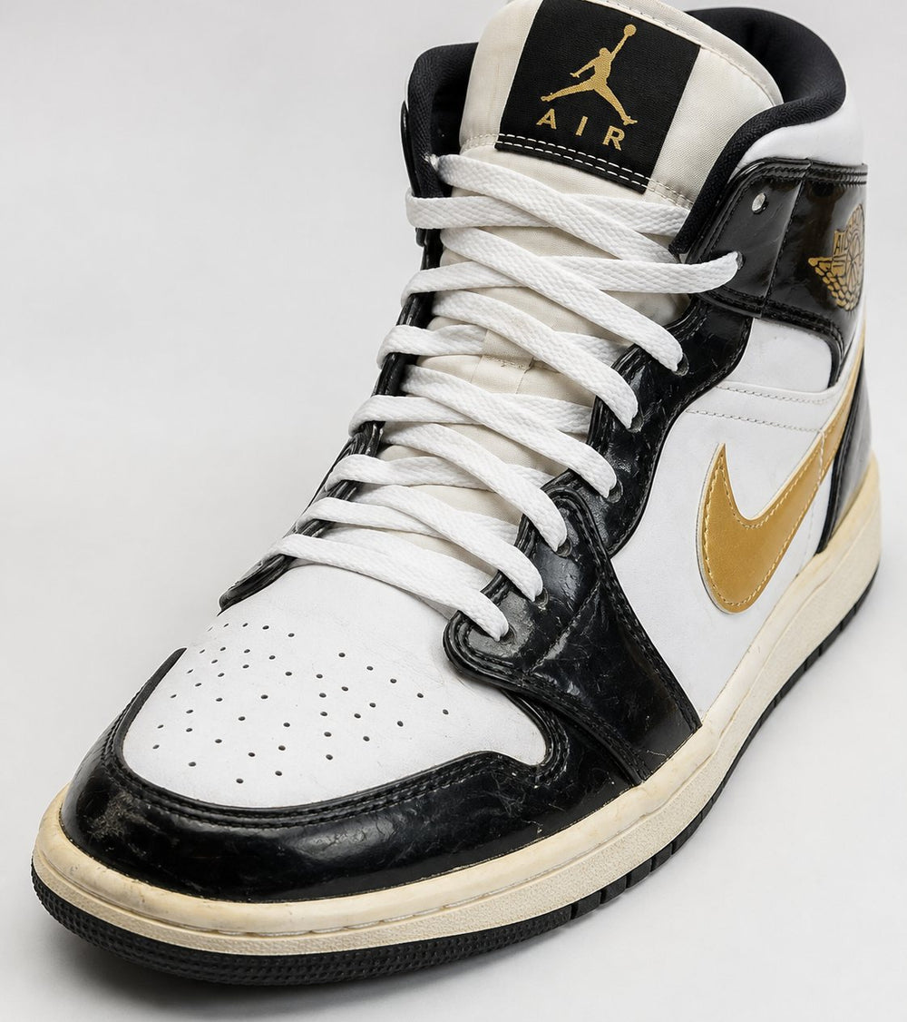 Nike Air Jordan 1 Mid SE Patent - EU 44